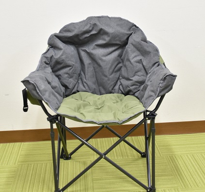 物品3番　折りたたみチェア