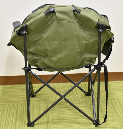 物品3番　折りたたみチェア3